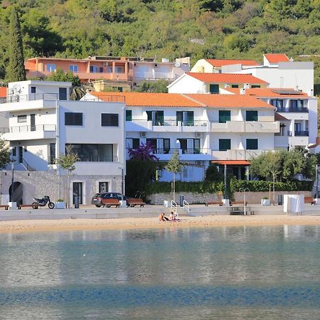 Apartments By The Sea Igrane, Makarska - 6653 ภายนอก รูปภาพ