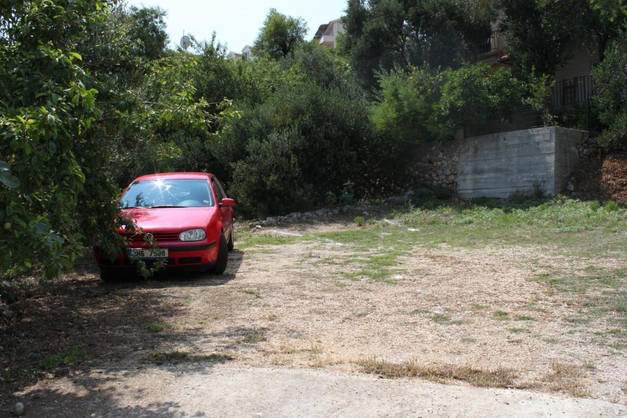 Apartments By The Sea Igrane, Makarska - 6653 ภายนอก รูปภาพ