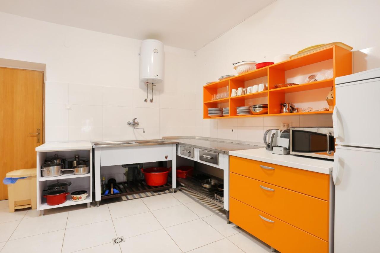 Apartments By The Sea Igrane, Makarska - 6653 ภายนอก รูปภาพ