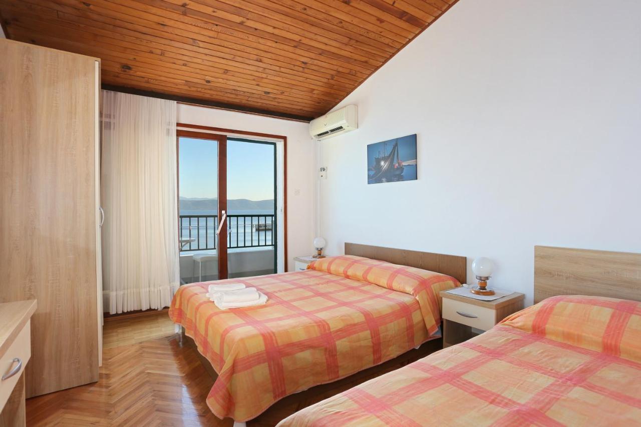 Apartments By The Sea Igrane, Makarska - 6653 ภายนอก รูปภาพ