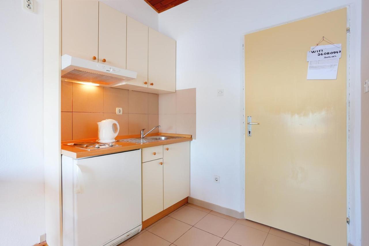 Apartments By The Sea Igrane, Makarska - 6653 ภายนอก รูปภาพ