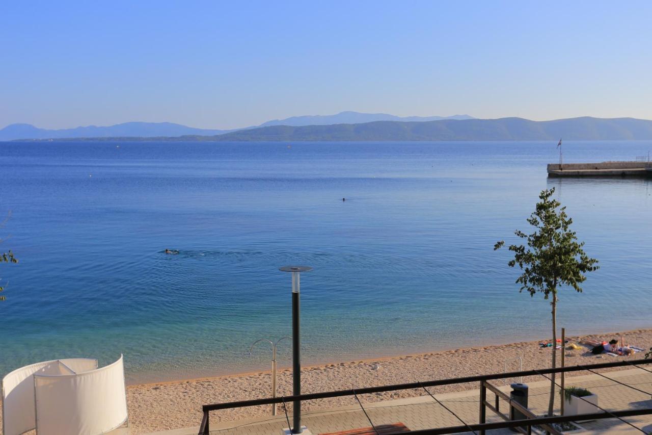 Apartments By The Sea Igrane, Makarska - 6653 ภายนอก รูปภาพ